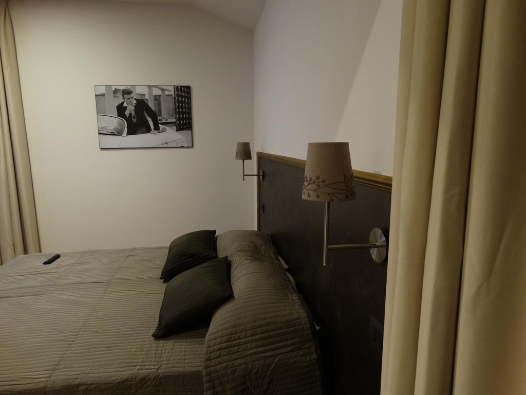 Siena Gallery - Rooms Only חדר תמונה